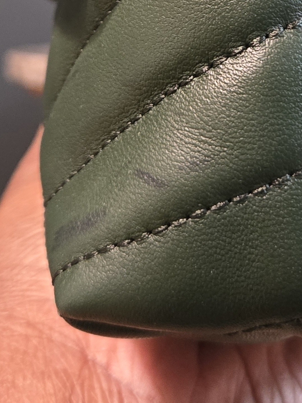 tory burch | kira chevron shoulder bag | lambskin | quilted | green | gold - Picture 8 of 12